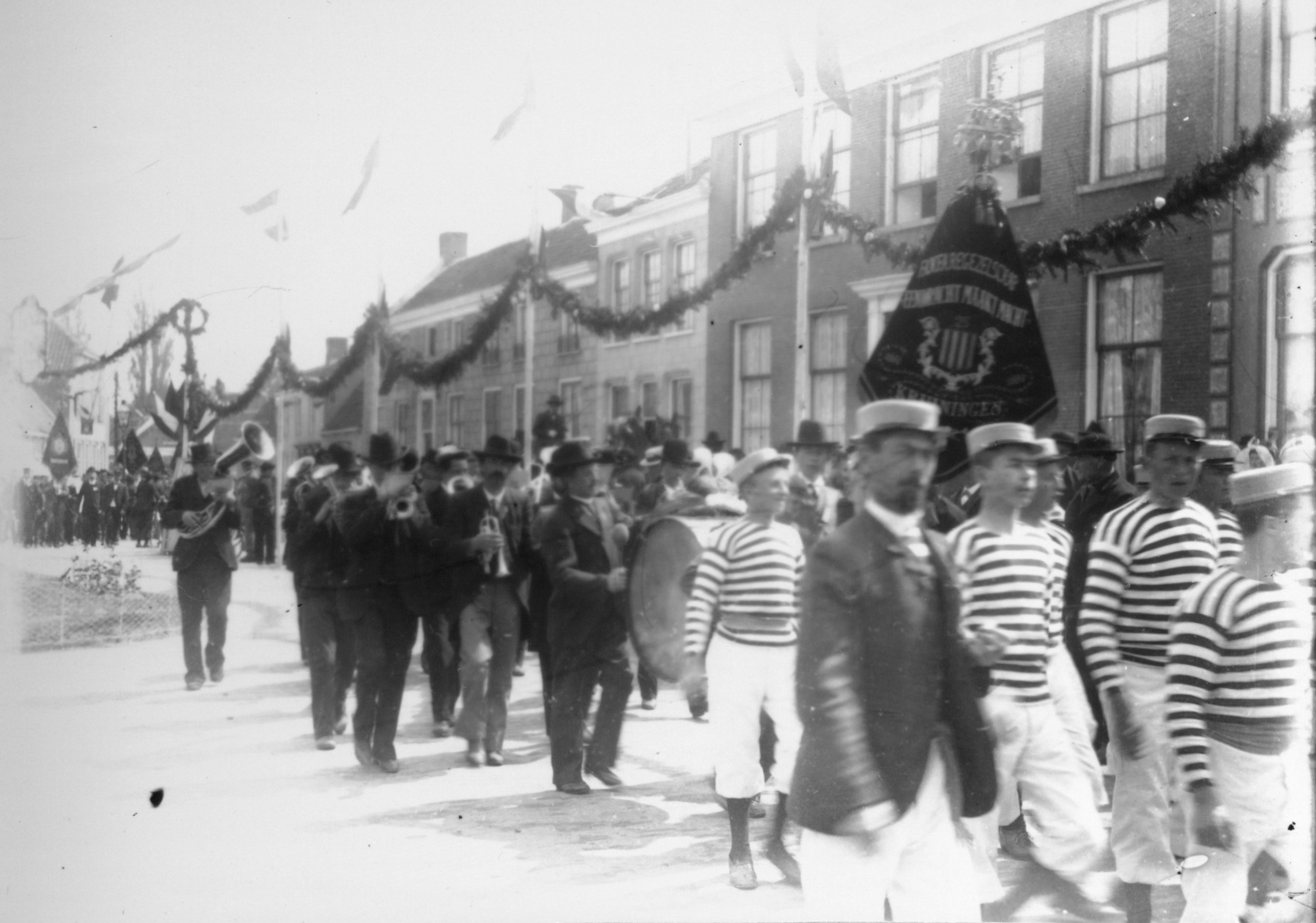 kruiningenemm40jaaremmmedaillesenaandenkens058b.jpg
